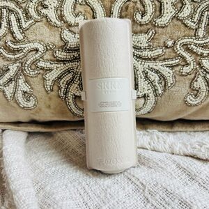 Vitamin C Serum - Elegant White